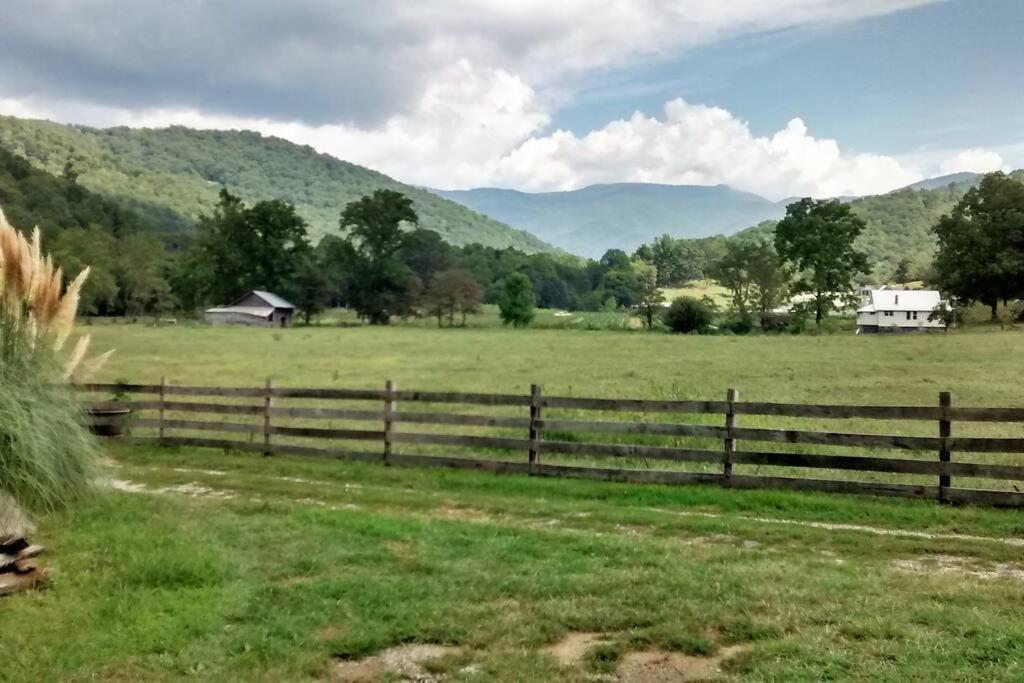 Villa Country Mountain Escape! Barnardsville Esterno foto