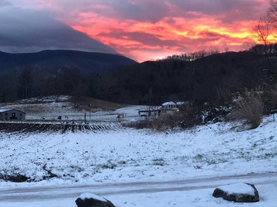 Villa Country Mountain Escape! Barnardsville Esterno foto