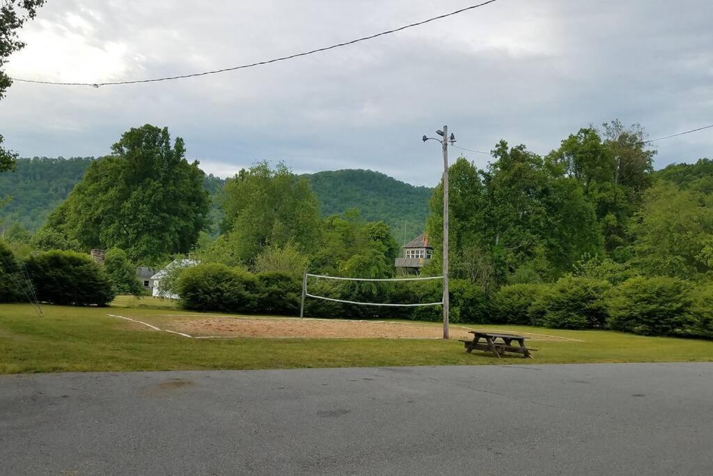 Villa Country Mountain Escape! Barnardsville Esterno foto